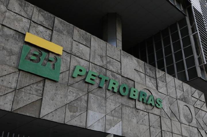 Petrobras reduz em 1,7% preço do gás natural para distribuidoras