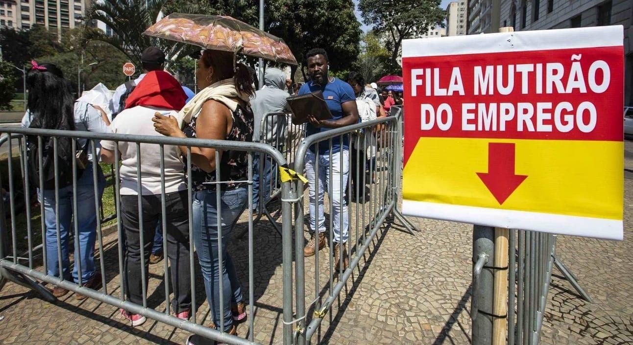Número de estrangeiros contratados no Brasil bate recorde