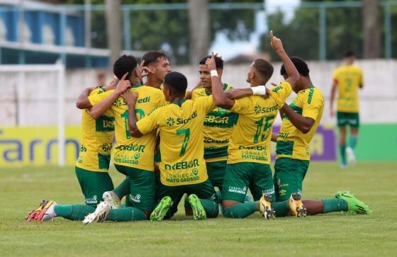 Vitória vale mais que os três pontos para o Cuiabá, avalia novo técnico