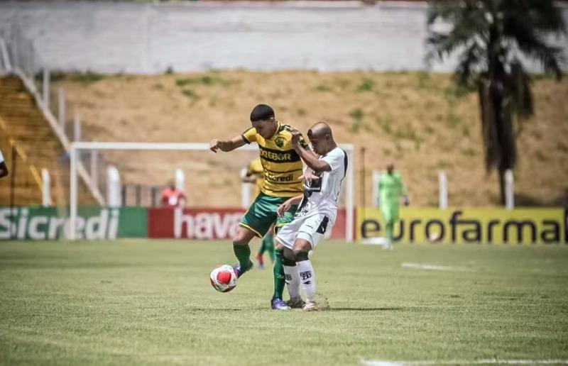 Cuiabá perde por 1x0 pro Ponte Preta na estreia da Copinha