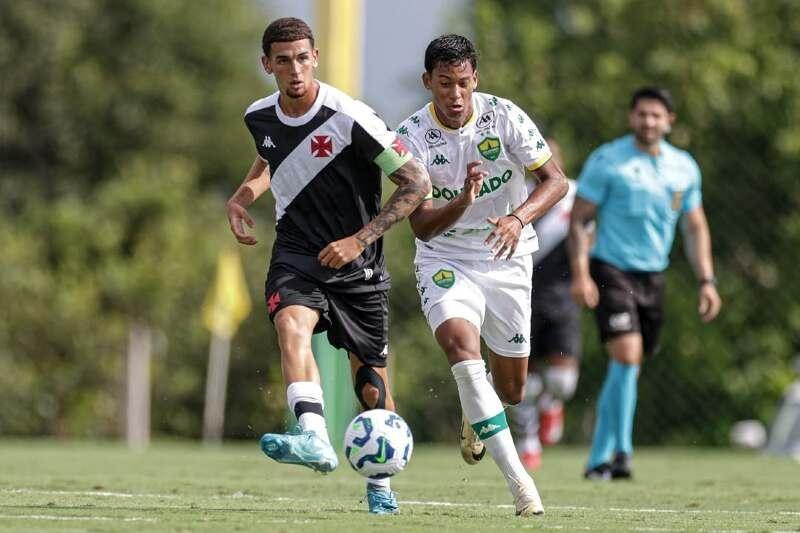 Vasco vence Cuiabá e avança para as quartas da Copa do Brasil