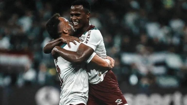 Corinthians erra estratégia, é segurado pelo Fluminense e perde segunda seguida no Brasileirão