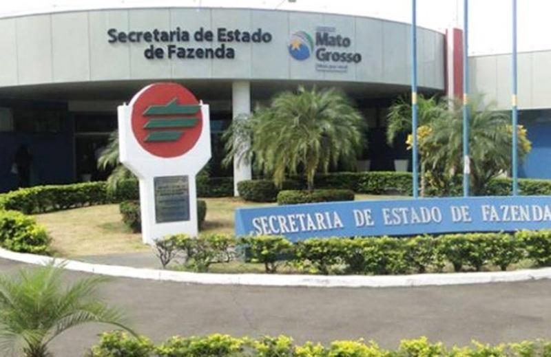 Governo de MT é condenado a indenizar fiscal afastado injustamente por mais de 3 anos
