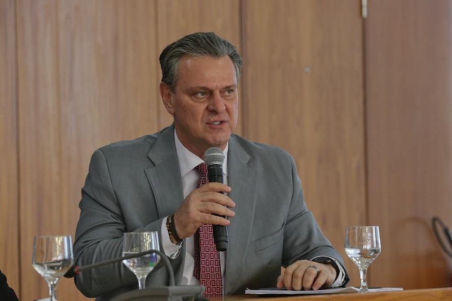 Gripe Aviária: China e União Europeia suspendem compras da avicultura de todo o Brasil