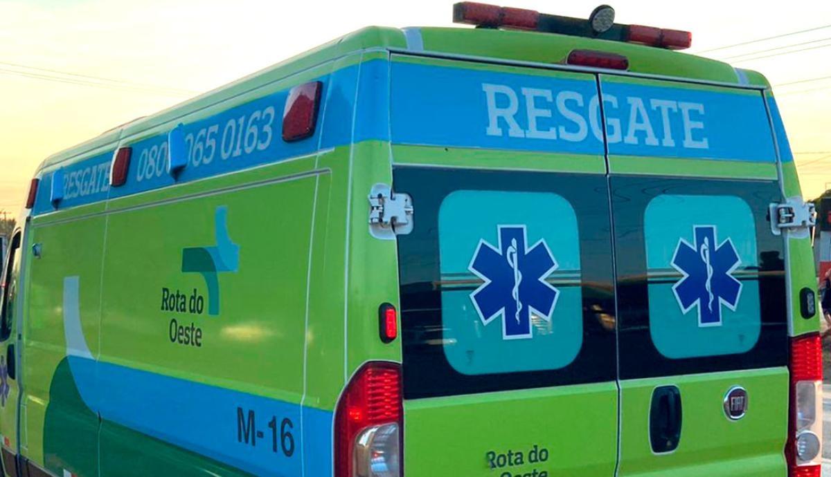Homem morre em colisão frontal entre veículo e caminhão