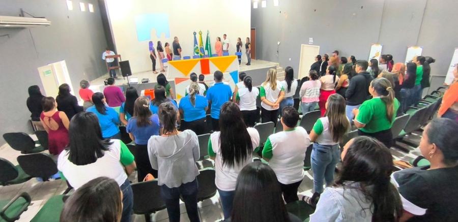 Prefeitura de Rosário Oeste e Sicredi promovem oficina do Programa União Faz a Vida para monitores e secretários escolares