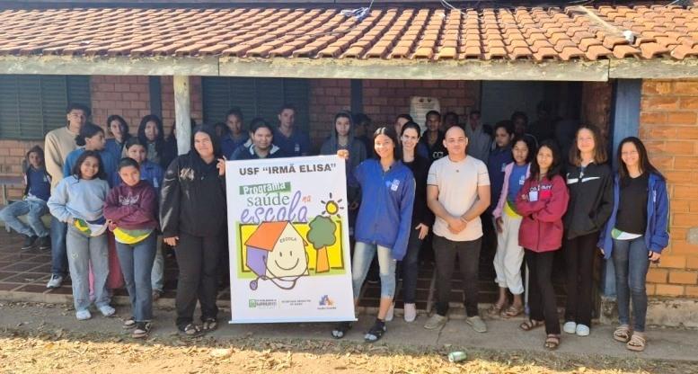 Prefeitura de Rosário Oeste alerta jovens sobre os danos do cigarro eletrônico em palestra educativa