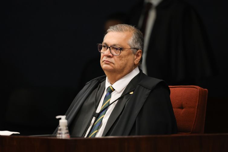 PF vê possível ligação de ameaças a Dino e milícias digitais