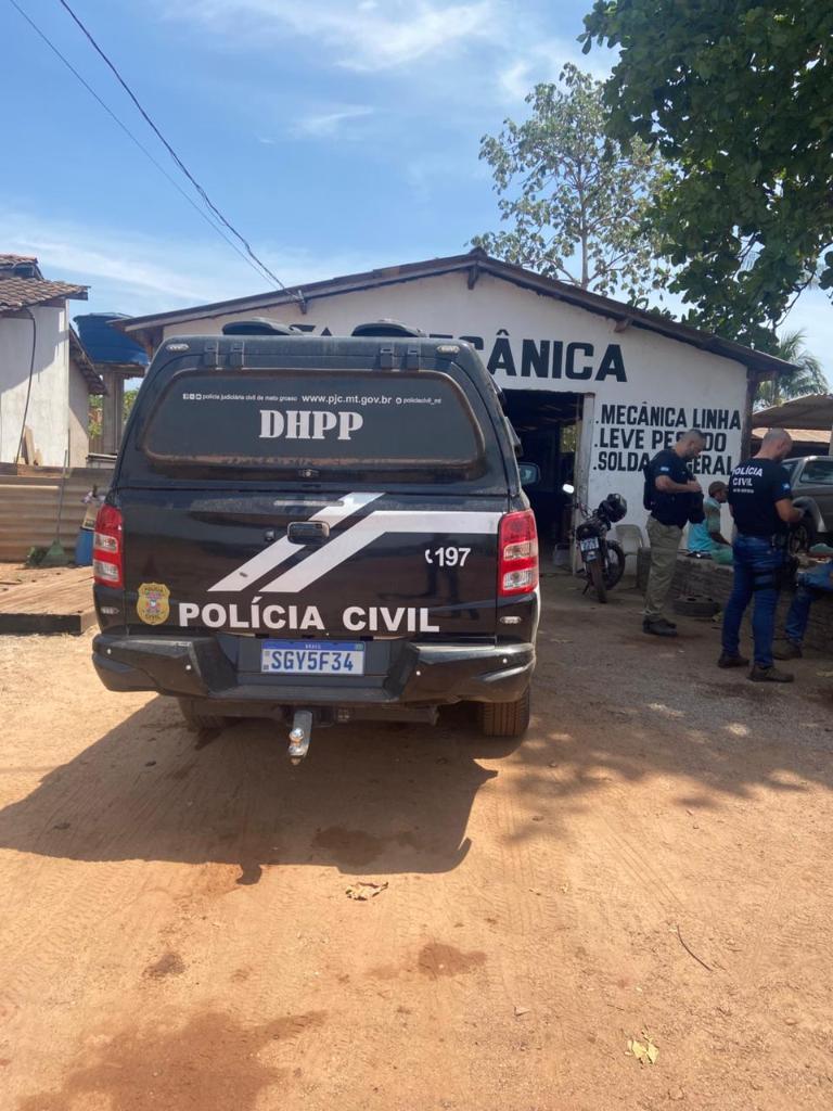 Polícia Civil cumpre mandado em Rosário Oeste e ouve pais de militar que matou personal