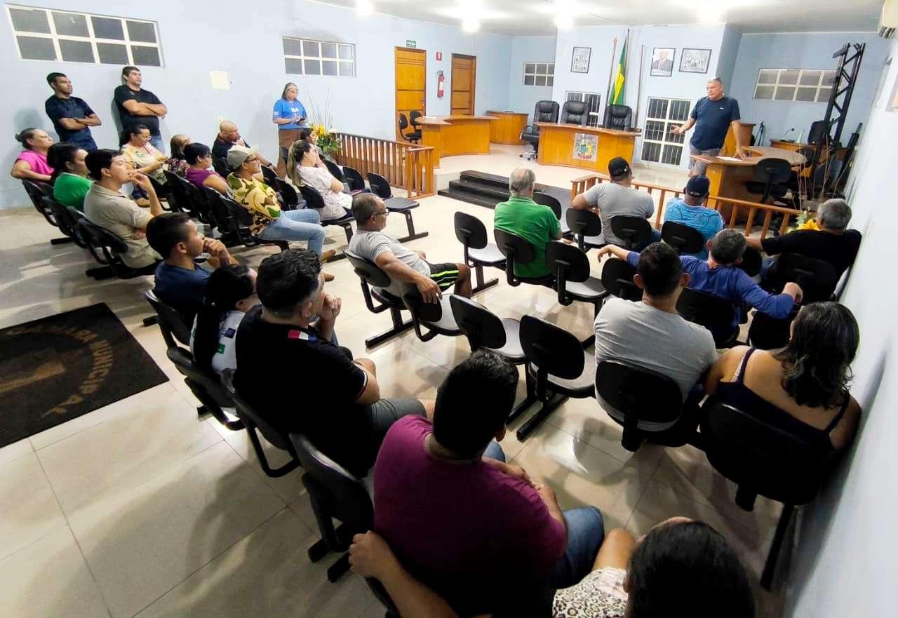 Servidores de Rosário Oeste se reúnem e propõem parcelamento do RGA atrasado