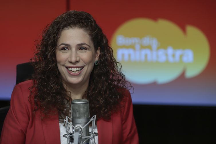 Cadastro reserva do CPNU1 será chamado muito em breve, diz ministra