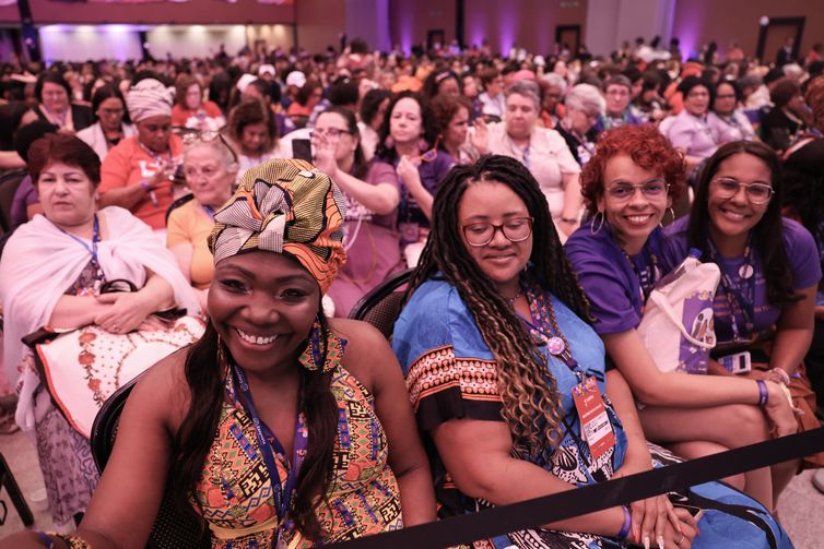 Conferência de Mulheres aprova propostas de políticas públicas