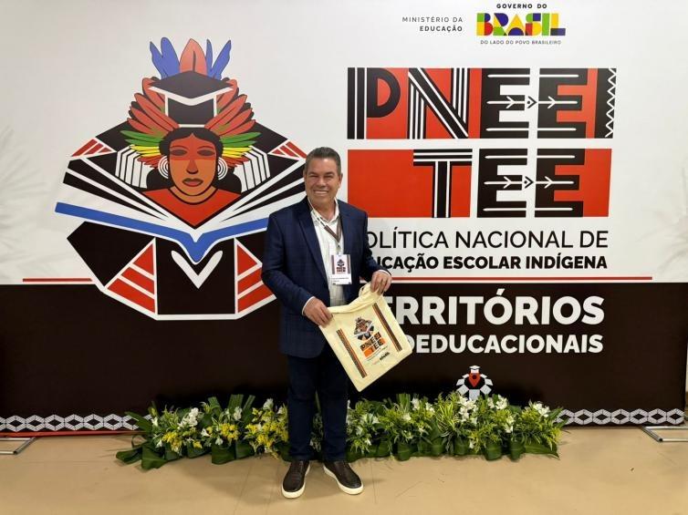 Secretário de Nobres em Brasília: Cidade Ajuda a Moldar o Futuro da Educação Indígena