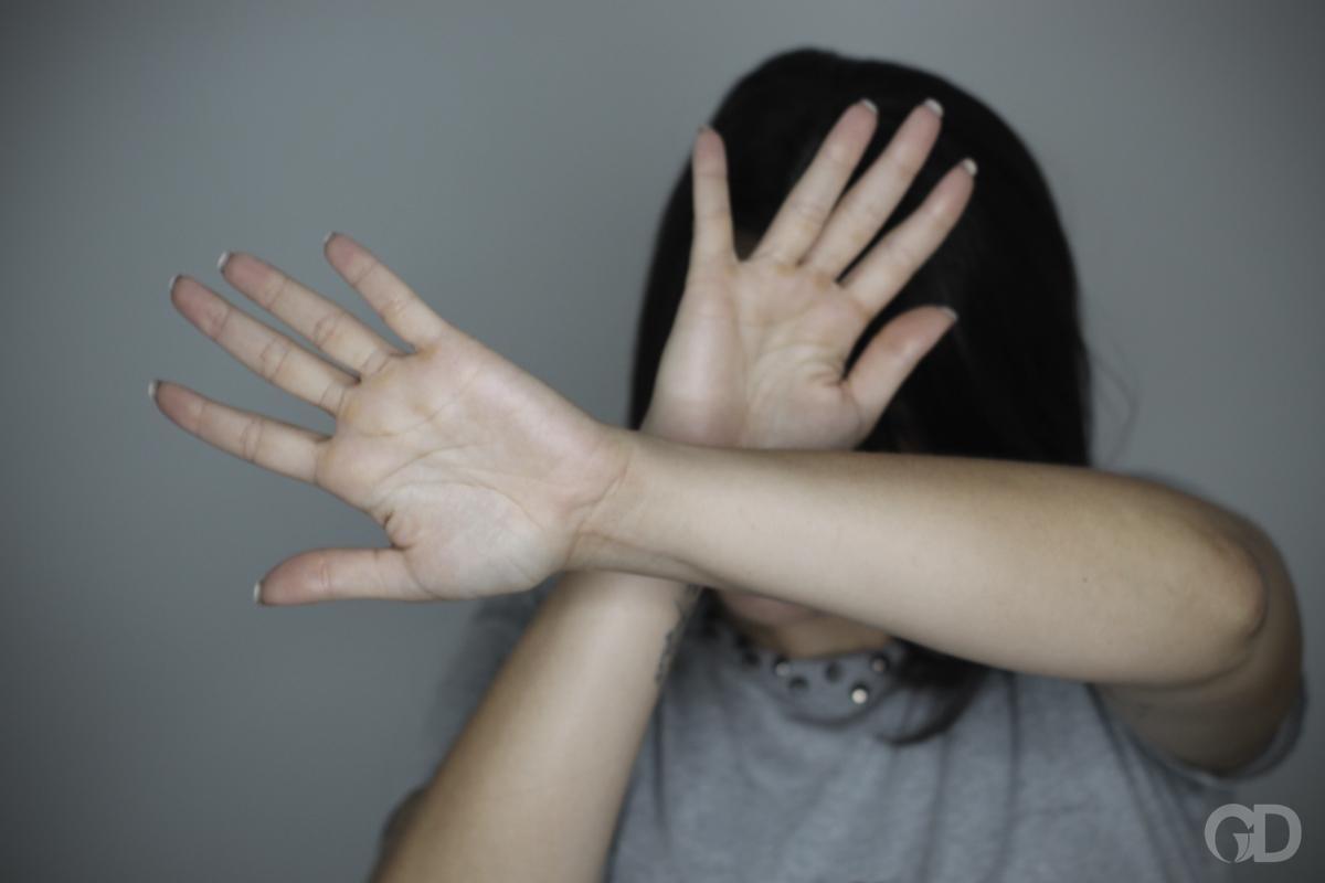 Bêbada, adolescente agride a própria mãe ao chegar da noitada em Cuiabá