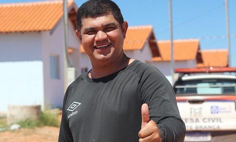 Prefeito renuncia e irmão assume comando da Prefeitura em cidade do MT