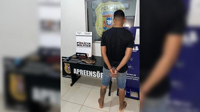 Homem é preso com arsenal de armas e munições após tentar fugir da Polícia Militar em São José do Rio Claro