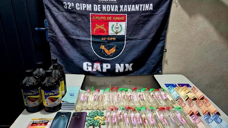 Três pessoas são presas com cocaína e “loló” em operação da PM em Nova Xavantina