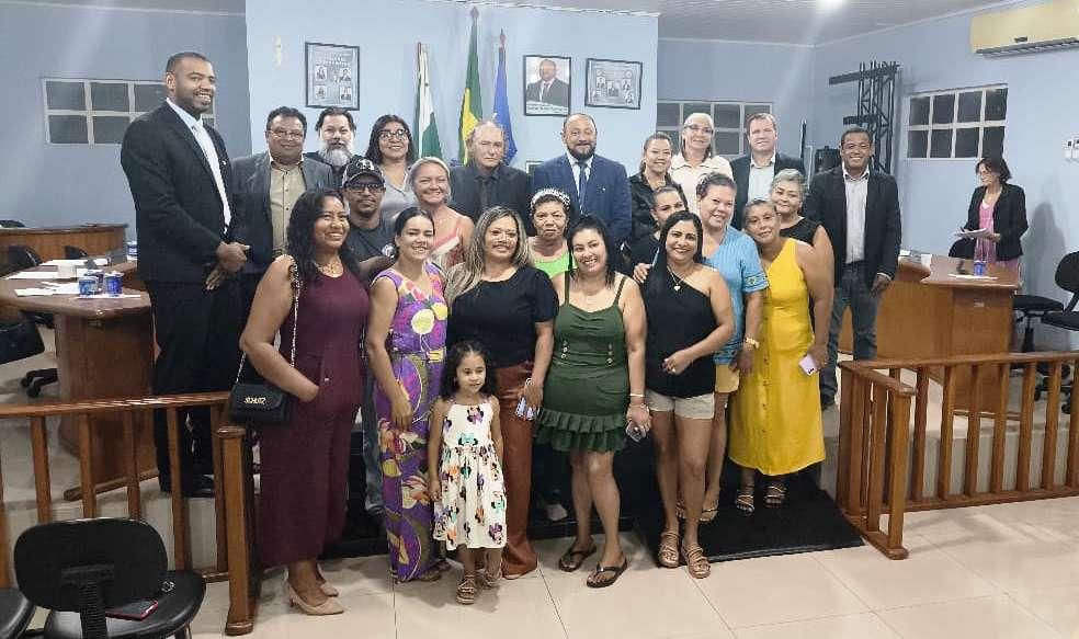 Câmara aprova e Prefeitura sanciona Lei que atualiza o piso salarial dos Agentes Comunitários da Saúde e dos Agentes de Controle de Endemias de Rosário Oeste.