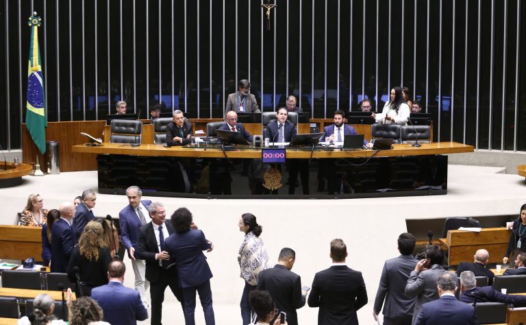 Câmara aprova proposta para instituir Semana Nacional de Retiros Culturais