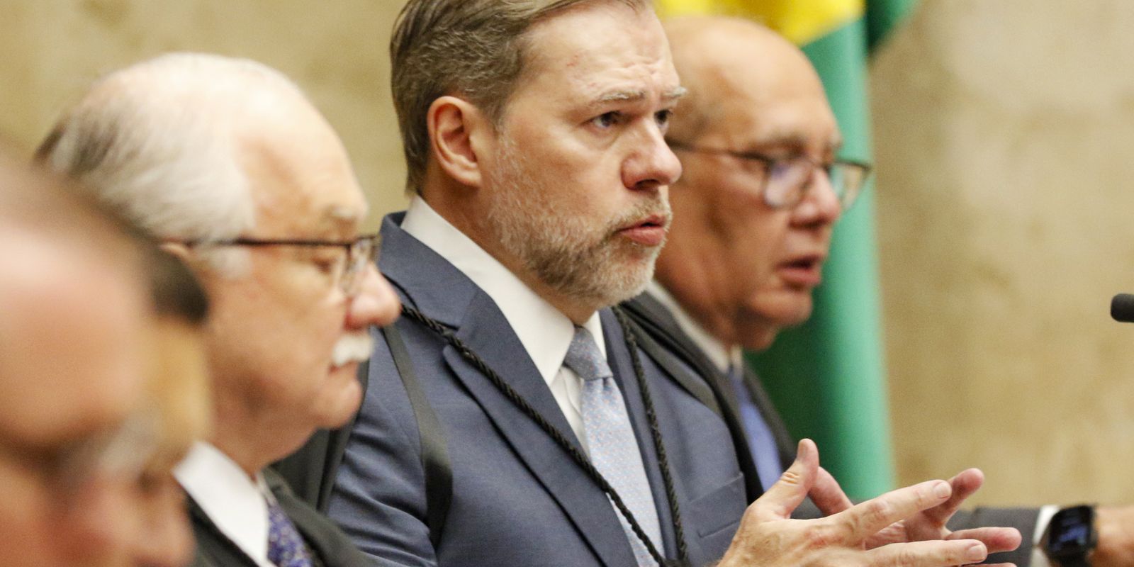 Fachin encerra processo sobre suspeição de Toffoli no inquérito do Banco Master