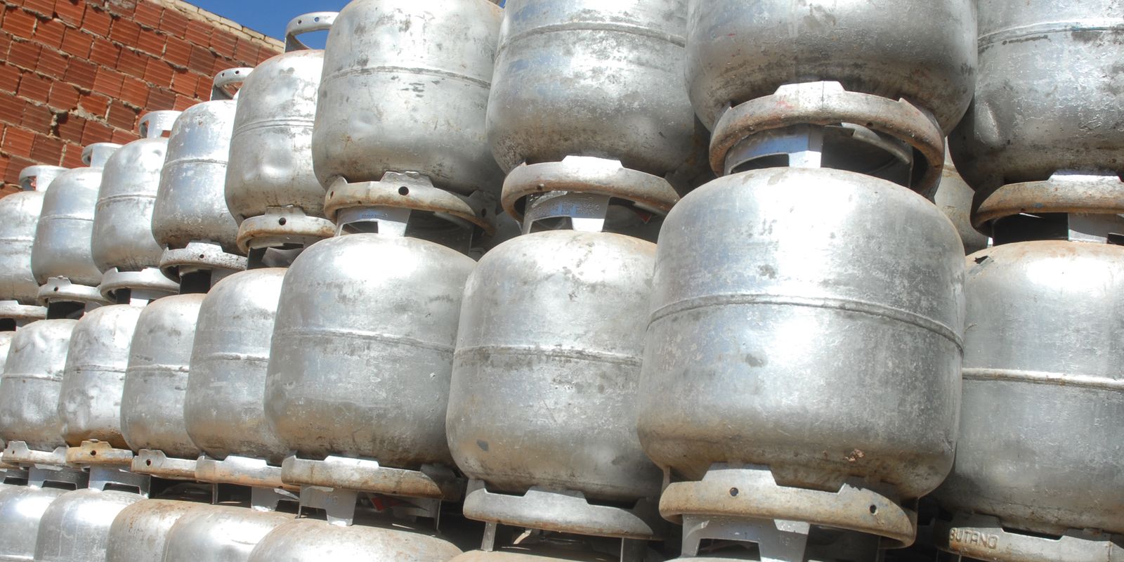 Gás do Povo: liberação do vale-recarga é iniciada