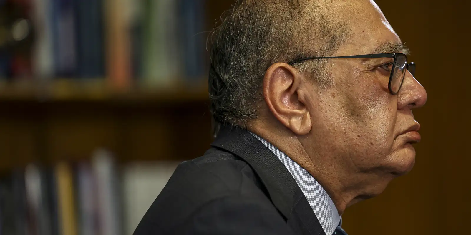 Gilmar Mendes suspende pagamentos de verbas extras para Judiciário e MP