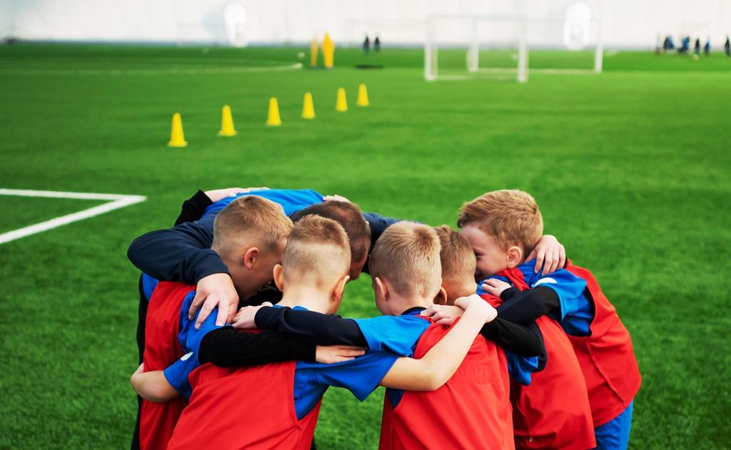 Governo de MT Destina R$ 131 Mil em Emenda Parlamentar para Escolinha de Futebol no Distrito de Bauxi em Rosário Oeste