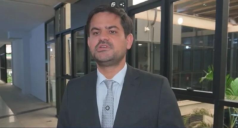 Juiz alerta que Retirar ou adulterar placa de automóvel é crime e pode levar à prisão.