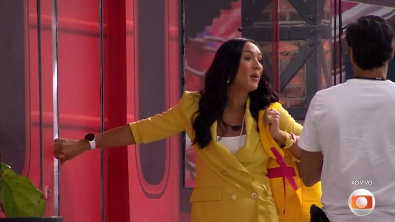 Maxiane é eliminada do reality com recorde de votos