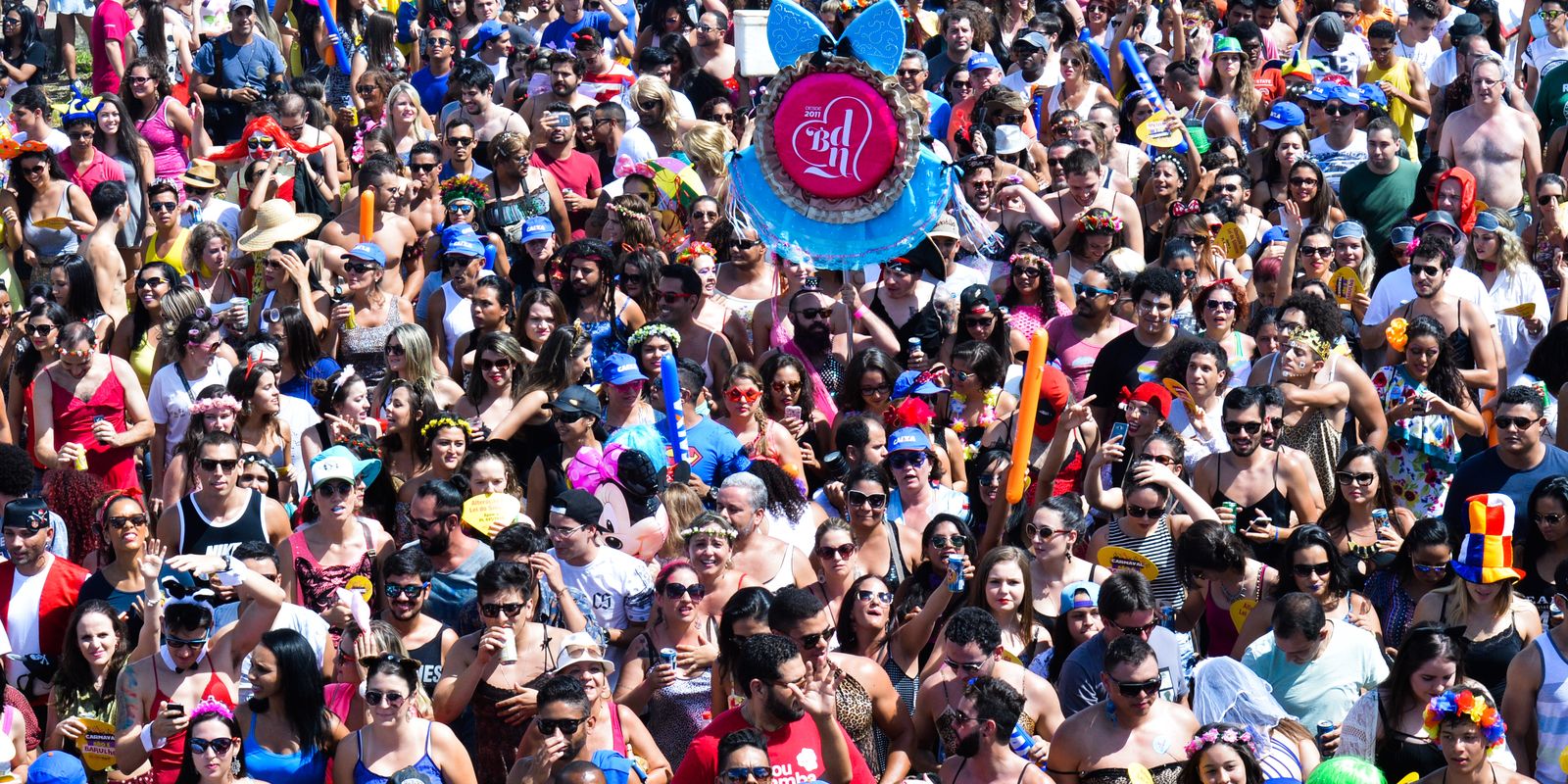 Ministério Público de São Paulo apura superlotação em blocos carnavalescos