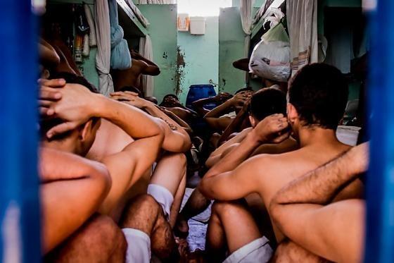 População carcerária de Mato Grosso dispara 41% em três anos e superlotação atinge 85% das cadeias.