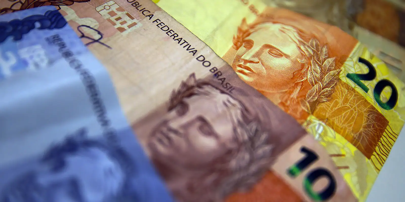 Prévia da inflação de fevereiro alcança 0,84%, informa IBGE