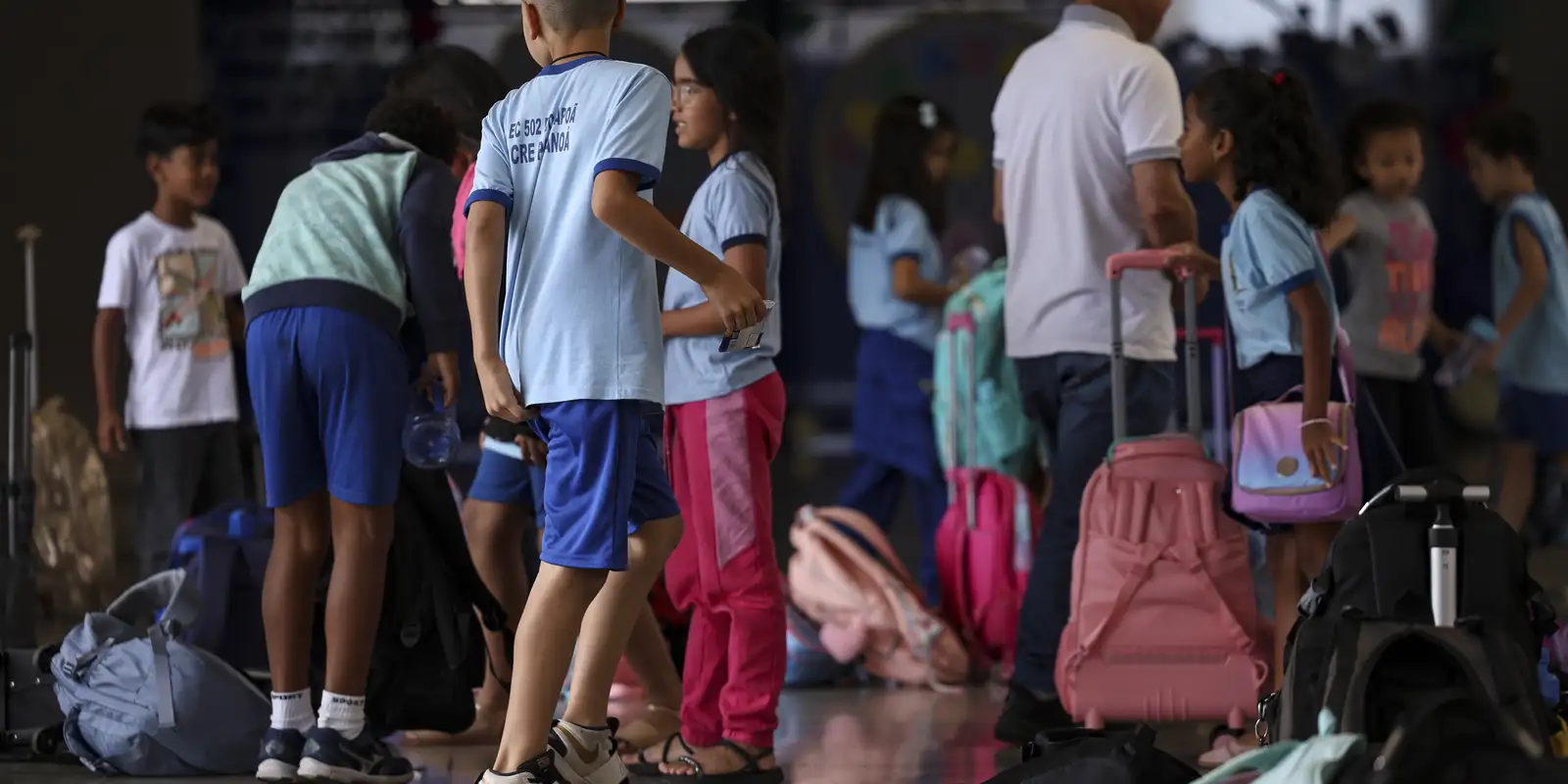 Um quarto dos estudantes da rede pública agora frequenta o ensino em tempo integral