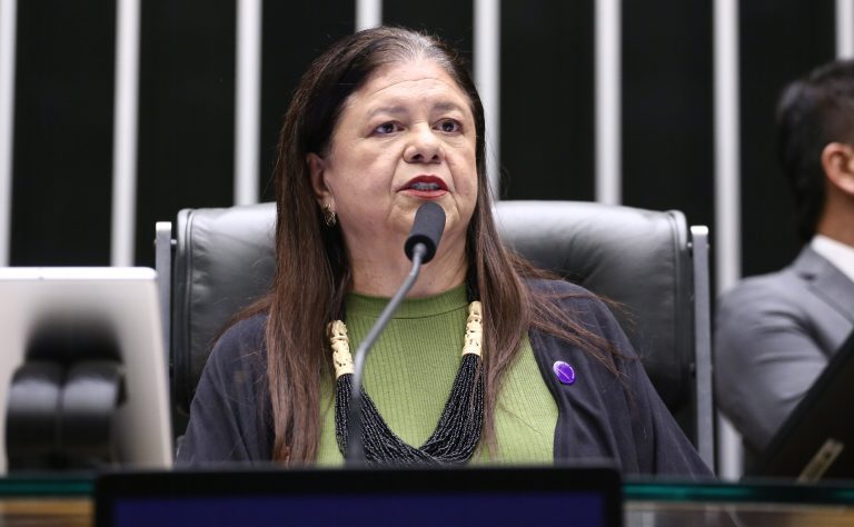 Câmara aprova exigência de boas práticas para registro de medicamentos