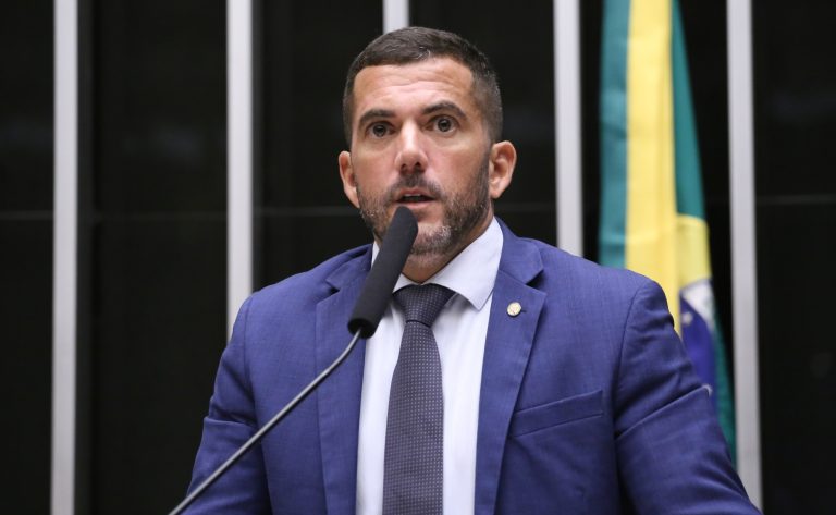 Comissão da Câmara aprova projeto que endurece penas para corrupção no Judiciário