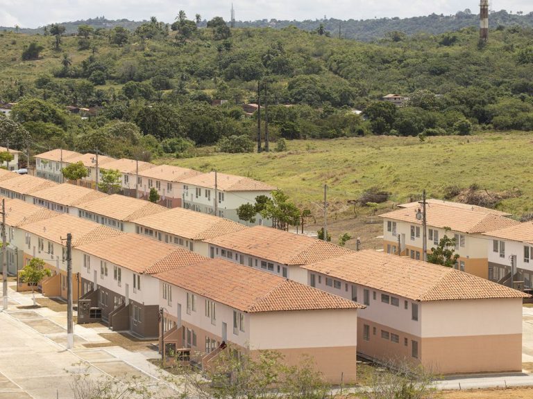 Comissão discute projeto que endurece sanções por atrasos no programa Minha Casa, Minha Vida