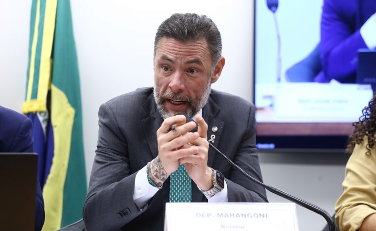 Câmara dos Deputados debate terapias ABA para pessoas com autismo