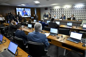 CPMI do INSS suspende oitivas de Leila Pereira e outros depoentes