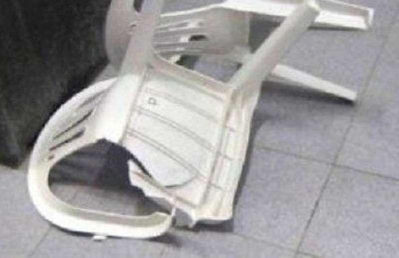 DIAMANTINO: Mulher foi atrás do ex, na madrugada e levou cadeirada