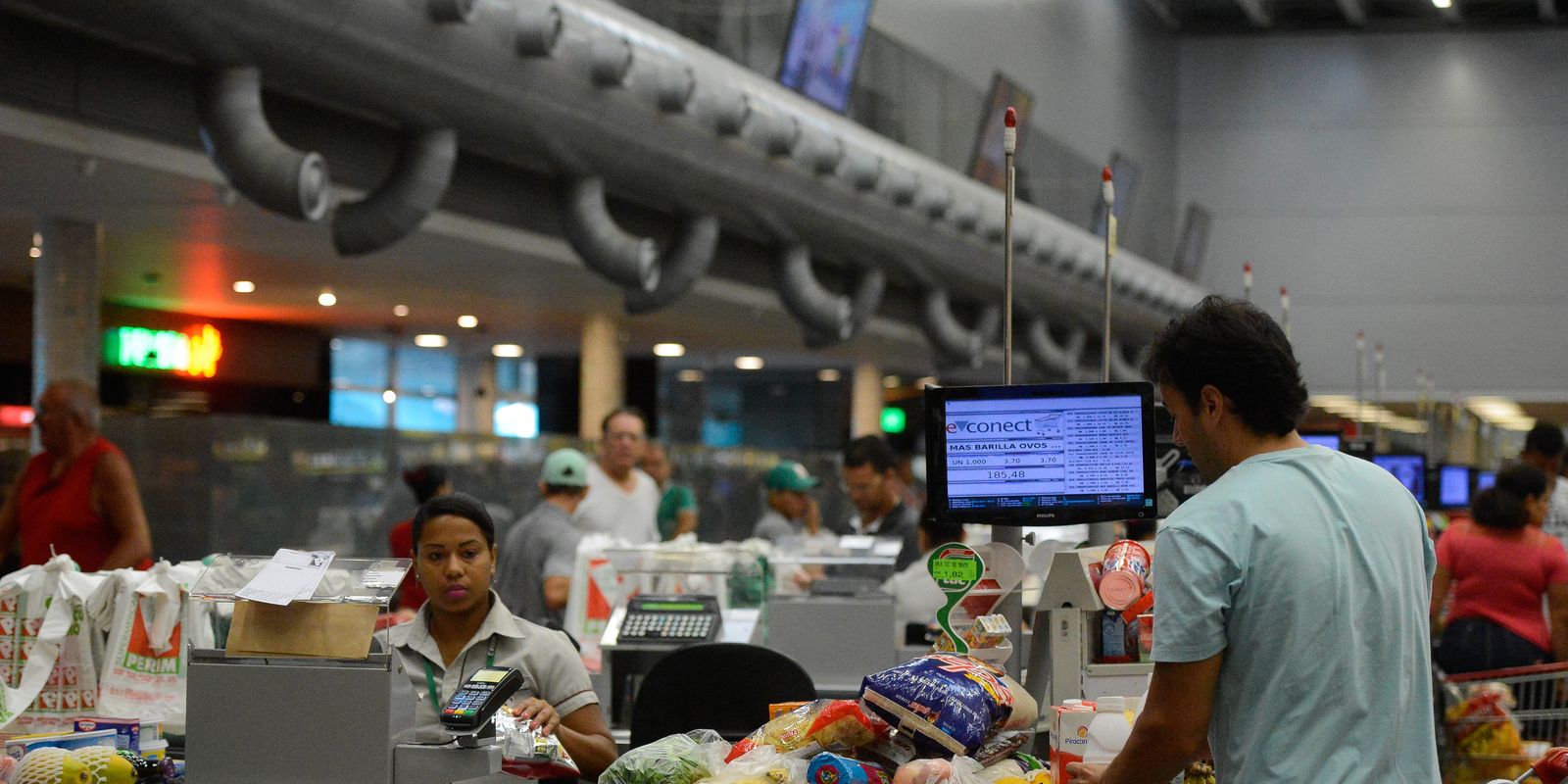 Estudo revela causas estruturais para alta do custo de alimentos no Brasil