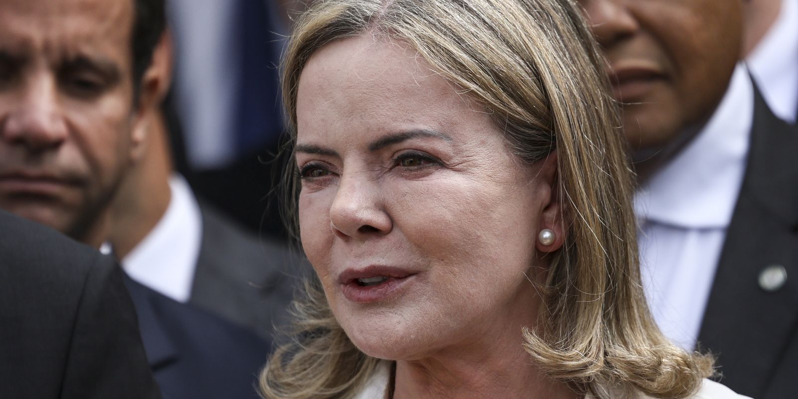 Gleisi Hoffmann anuncia saída da Secretaria de Relações Institucionais em 31 de março