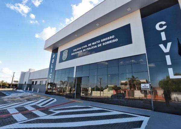 Homem perde R$ 1,4 mil após cair em golpe de site falso ao pagar documento de veículo