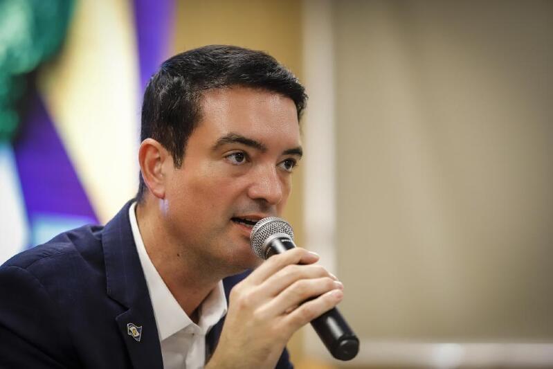 Léo Bortolin anuncia renúncia da AMM para disputar eleição em 2026