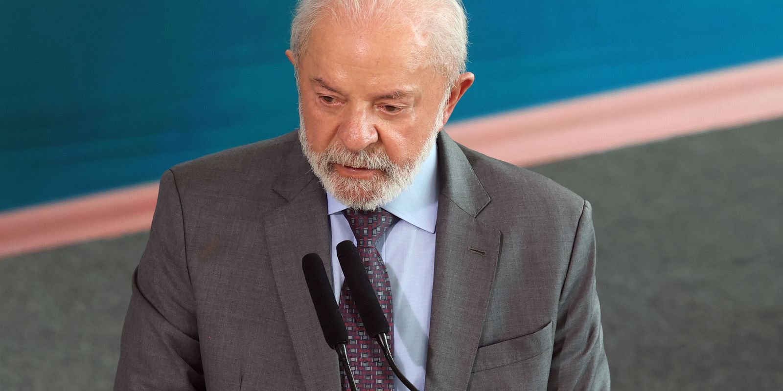 Lula critica a imposição de força por nações ricas em invasões a outros países