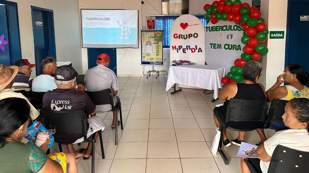 Palestra sobre o Dia Mundial de Combate à Tuberculose no PSF do bairro Aeroporto em Rosário Oeste 