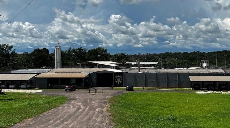 Presos enfrentam doenças e fome em cadeia de MT