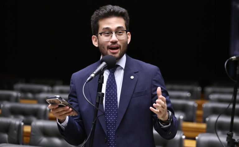 Proposta legislativa visa aumentar a pena para importunação sexual