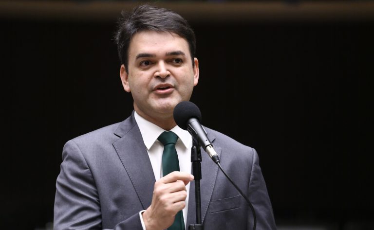 Proposta estabelece diretrizes para visitas de autoridades a pessoas presas