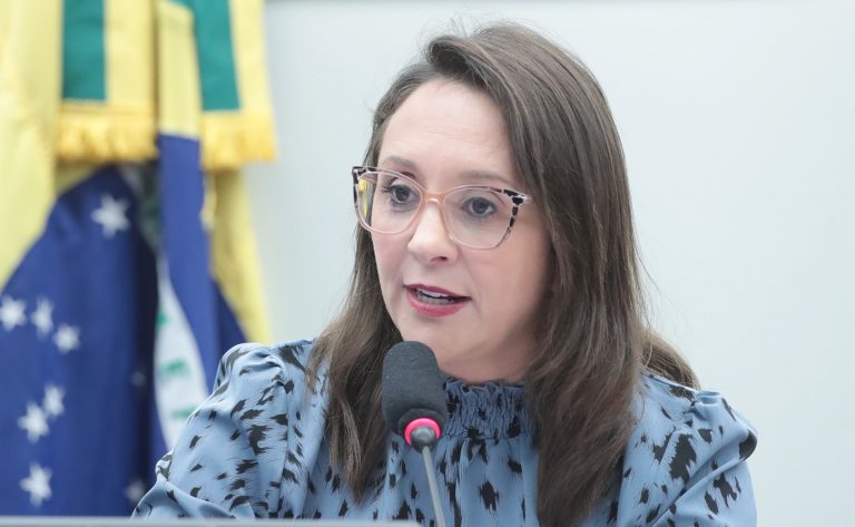 Proposta visa integrar cirurgias reparadoras pós-bariátricas ao tratamento da obesidade no SUS
