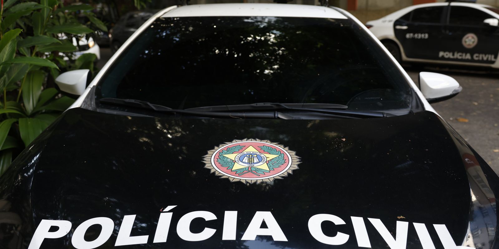 Polícia do Rio detém professor universitário acusado de abusar de quatro crianças